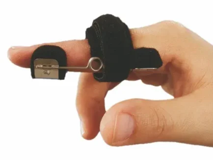 ΝΑΡΘΗΚΑΣ ΕΚΤΑΣΗΣ ΜΕΣΟΦΑΛΑΓΓΕΙΑΣ ΑΡΘΡΩΣΗΣ ΔΑΚΤΥΛΟΥ ME ΚΕΝΤΡΙΚΟ ΕΡΓΟΝΟΜΙΚΟ ΕΛΑΤΗΡΙΟ “PIP”